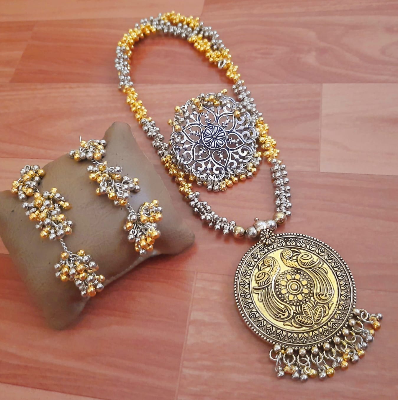 Paisley Design Antique Silver Medallion Jewelry Set