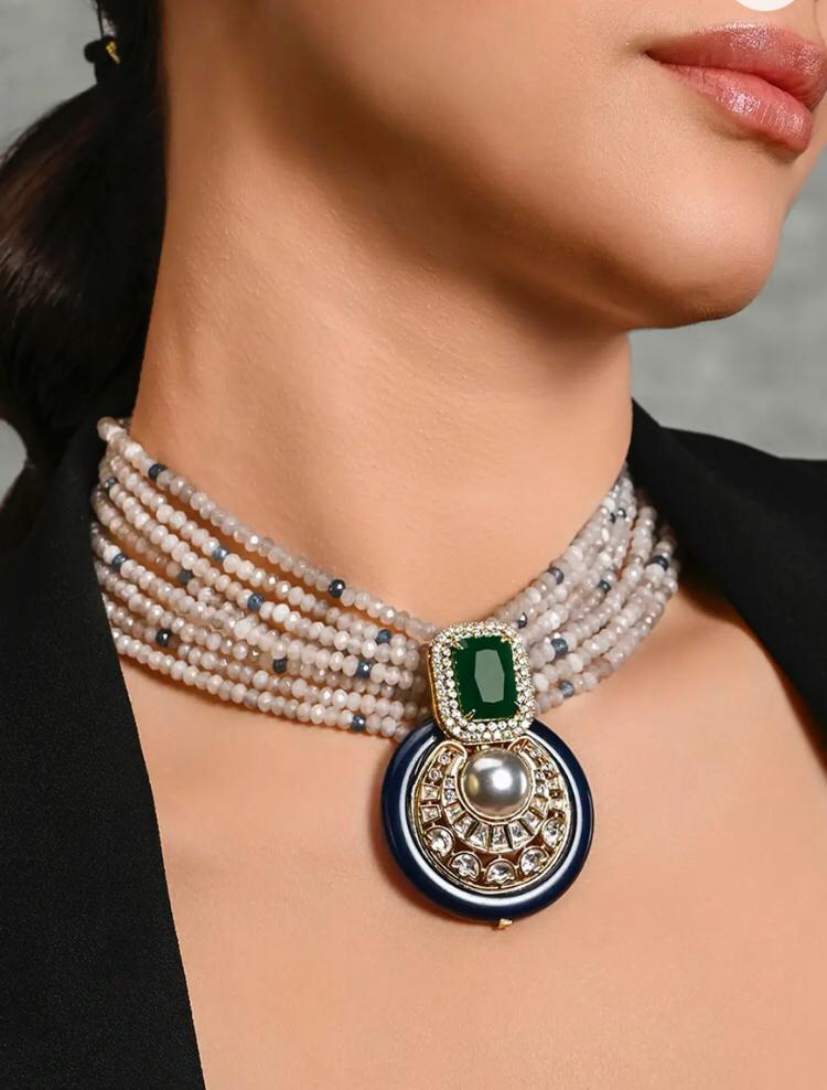 Maharani Emerald Pearl Choker